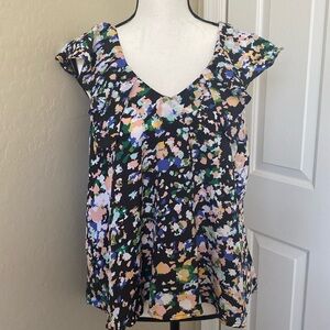 BCBGeneration Cap Sleeve Ruffled Floral Blouse sz S
